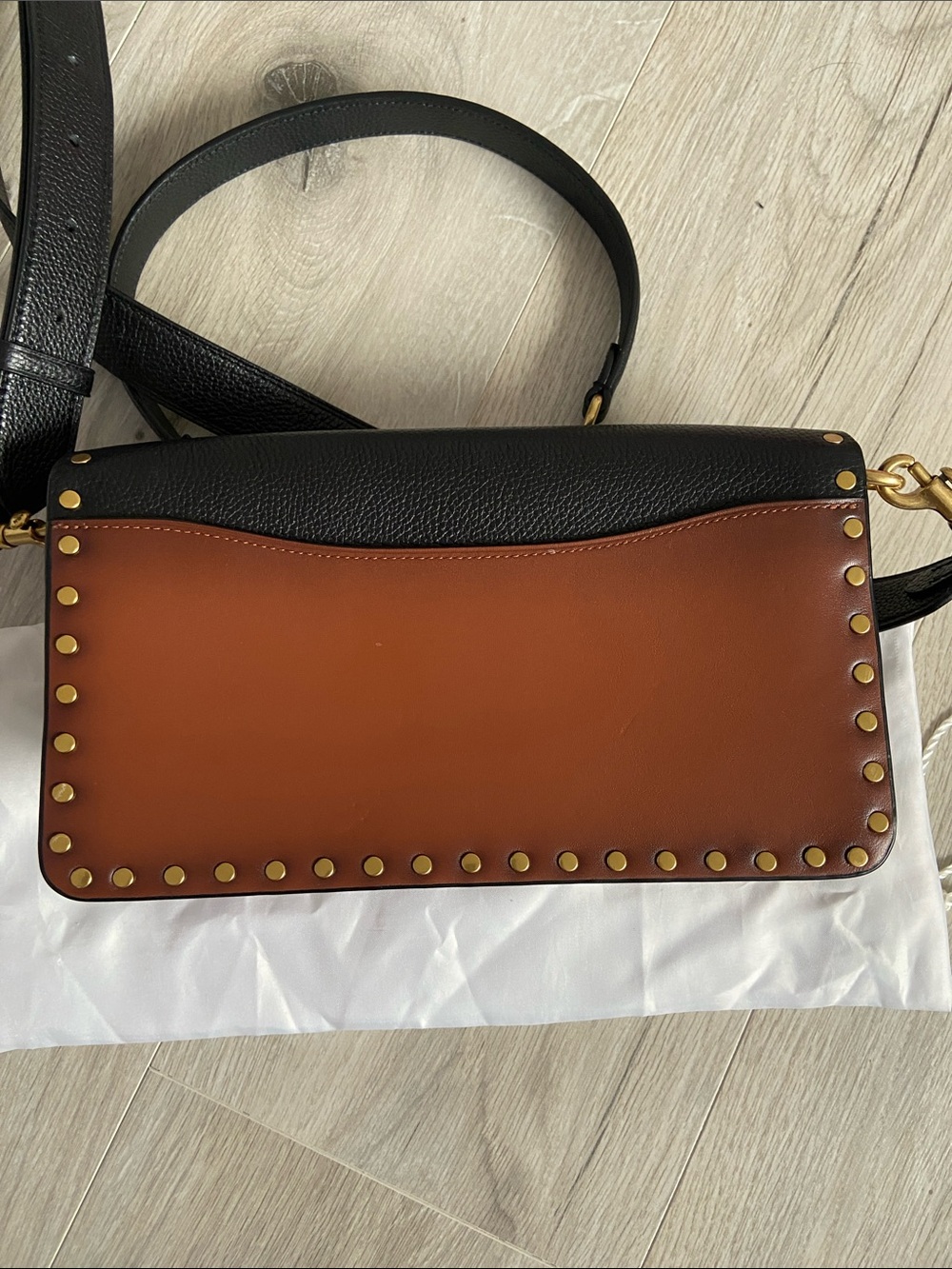 Coach Tabby Shoulder Bag 26 - Picture 4 of 12